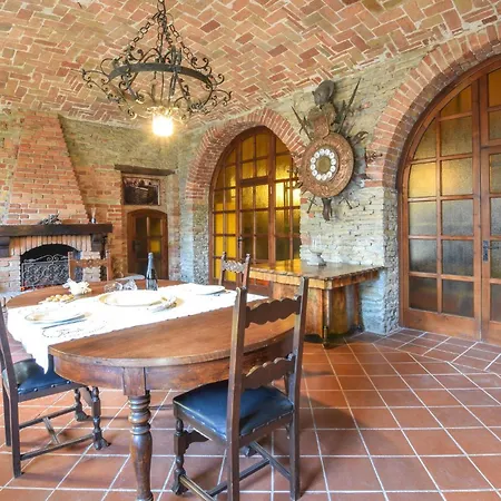 Appartement In Santo Stefano Belbo